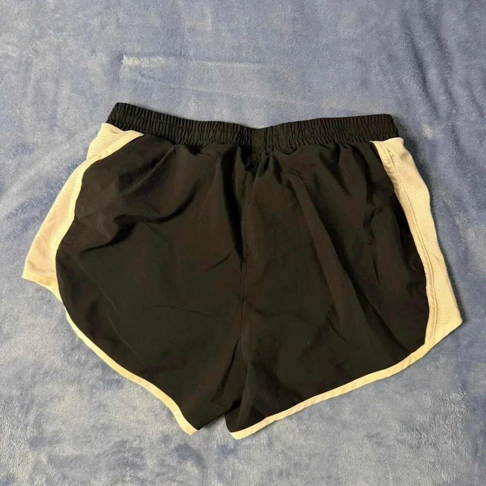 Under Armour black running shorts women  Size M
